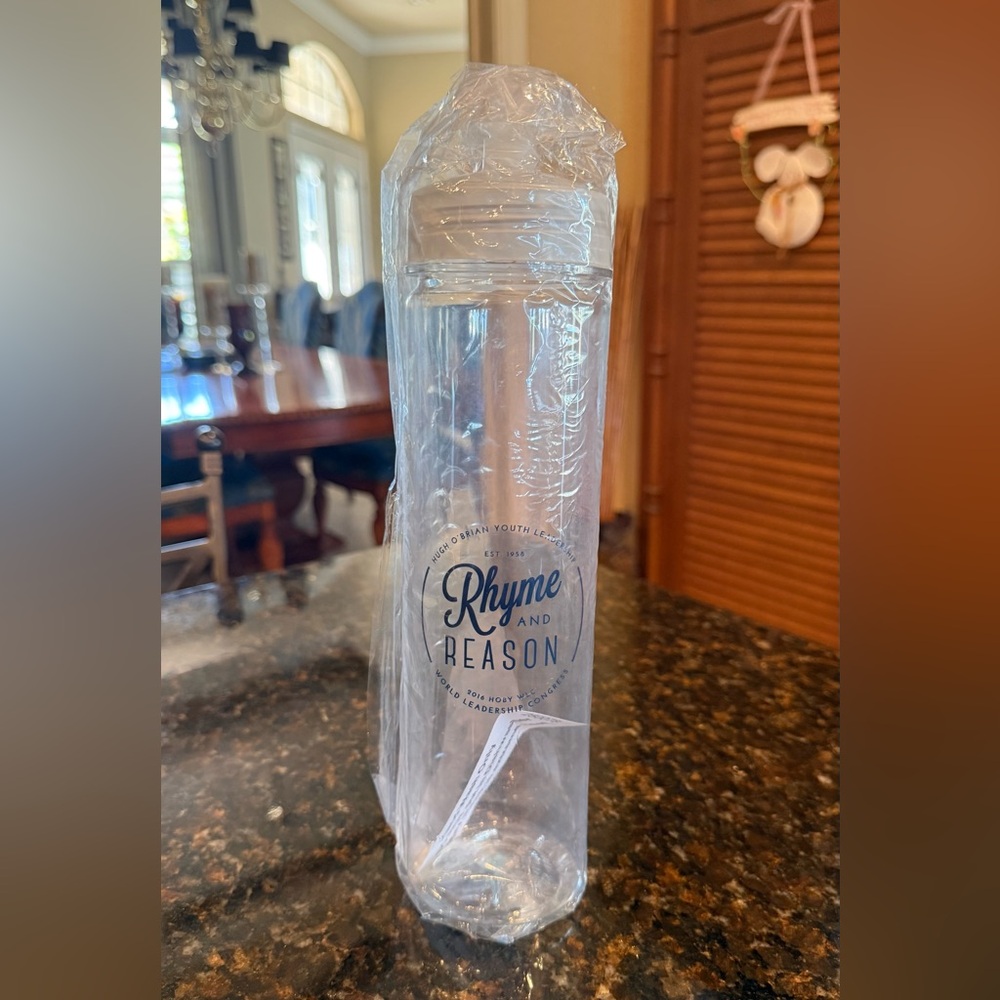 2016 HOBY WLC World Leadership Congress "Rhyme and Reason" Water Bottle - NEW